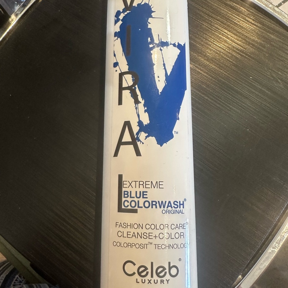 Celeb Luxury Viral Extreme Blue Colorwash